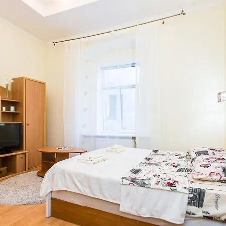 Біля Дзиги Сучасна Квартира На Вулиці Вірменській 35 Lviv Exterior photo