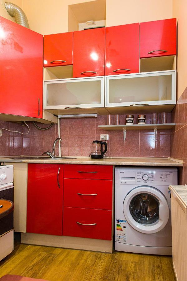 Apartment біля дзиги сучасна на вулиці вірменській 35 *