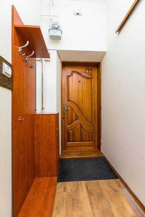 біля дзиги сучасна на вулиці вірменській 35 Apartment Lviv