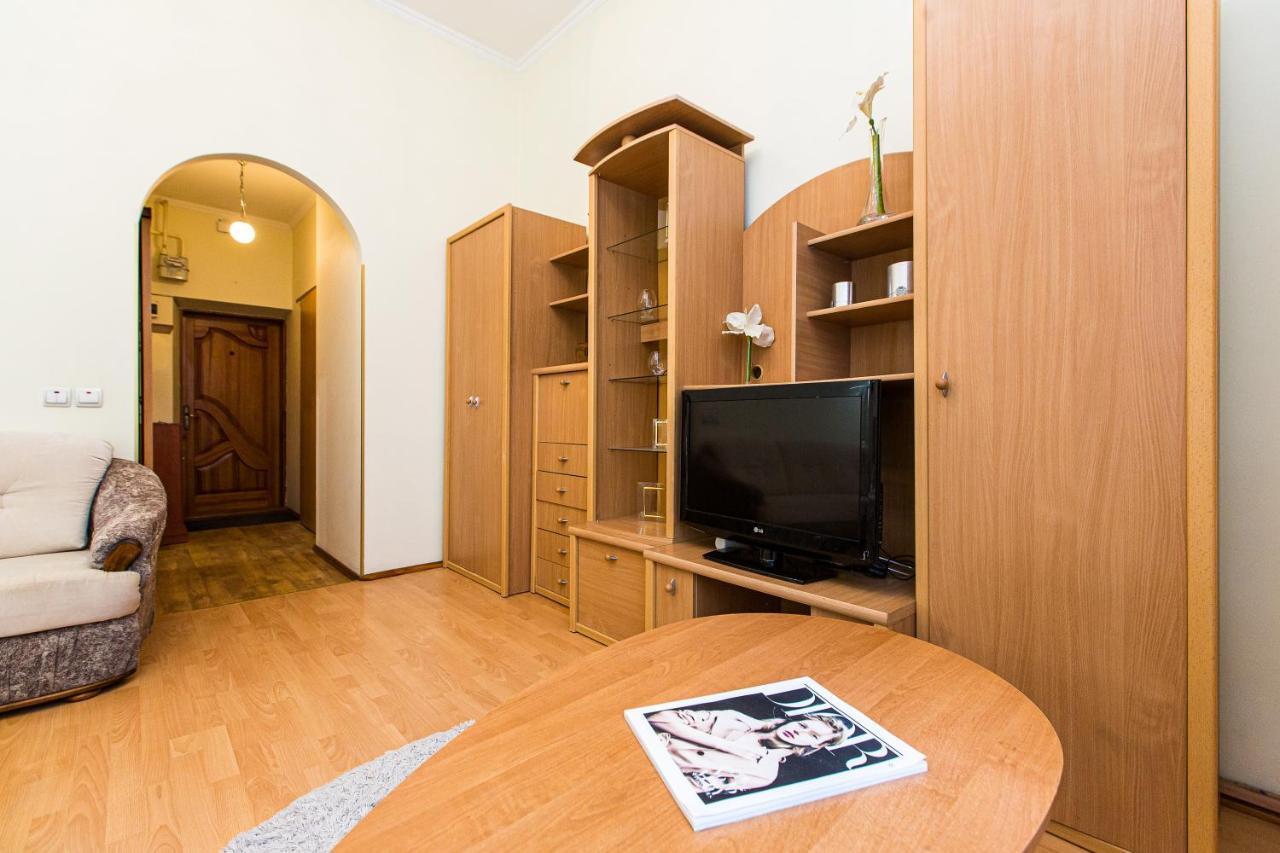 Apartment біля дзиги сучасна на вулиці вірменській 35 Lviv